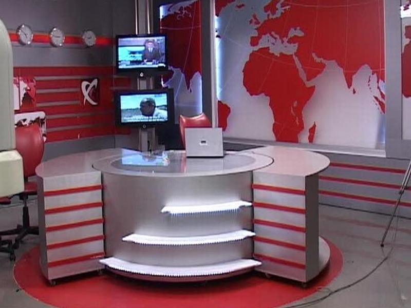 Doi intelectuali publici de referinţă, faţă în faţă cu doi jurnalişti