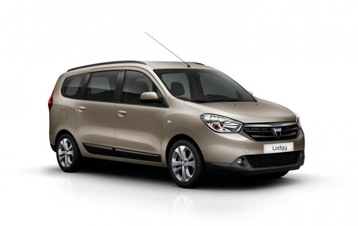 Băsescu a văzut noul model Dacia Lodgy, la Centrul de Design Dacia Renault