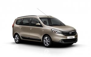 Băsescu a văzut noul model Dacia Lodgy, la Centrul de Design Dacia Renault