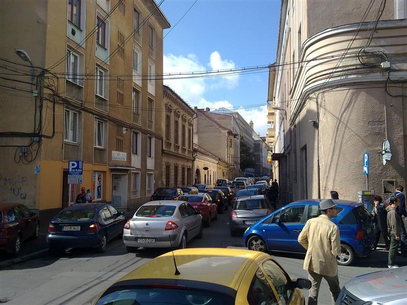 Criză, dar nu şi pentru maşinile de lux: segmentul e singurul care a înregistrat creşteri la Cluj VIDEO