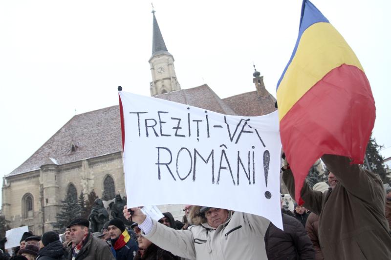 Clujul, în stradă: “România, stat poliţienesc”