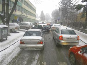 Va ninge abundent şi viscolit în Crişana, Maramureş şi Transilvania