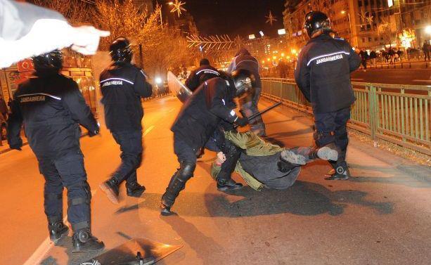 Mărturie: Noaptea mea de abuz cu Jandarmeria şi Poliţia Română