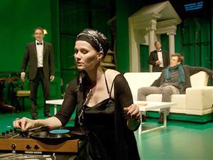 “Hedda Gabler” sau în intimitatea unei drame umane