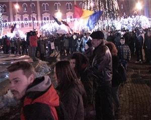 Hora protestatarilor, în Piaţa Avram Iancu VIDEO