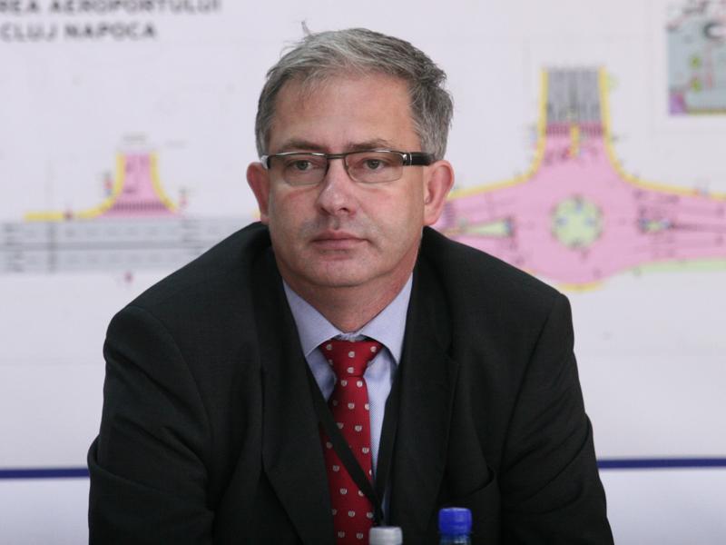 Aeroportul iese din nou la atac