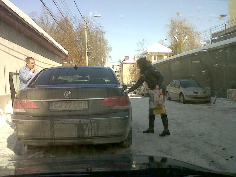 Aniversare după gratii. Apostu, vizitat de soţie şi de avocată