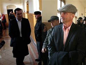 Sorin Apostu şi Călin Stoia rămân în arest VIDEO