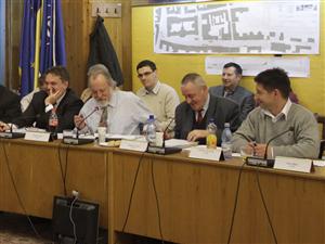 S-a “aprins” Consiliul Local: “Să ştiţi că ungurii nu vor Ardealul”