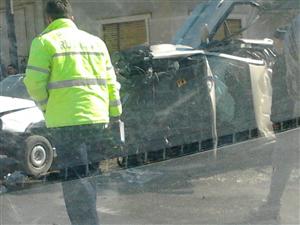 Fără permis, a provocat un accident în Floreşti FOTO