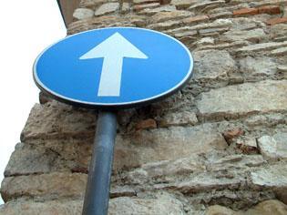 Patru noi sensuri de circulaţie, de astăzi. Vezi pe care străzi din oraş
