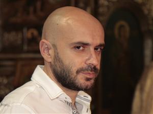 L-am dat jos din corcoduş pe Badea!