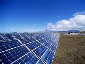 Parcul fotovoltaic Tineretului, pregătit de autorizaţia de şantier