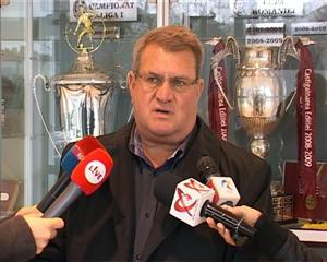 A luat apărarea rivalilor de la 