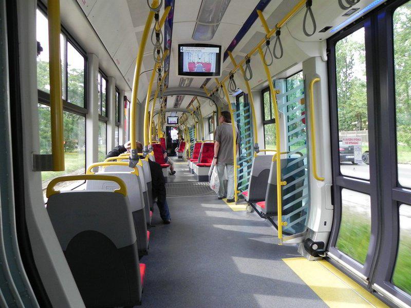 În aşteptarea soluţiei instanţei: vom plăti cu mult mai mult pentru achiziţia celor 12 tramvaie?