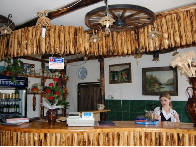 Unde ieşim: O masă caldă la Texas