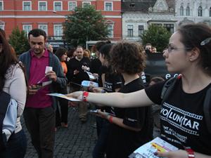 TIFF caută părinţi şi bunici pentru voluntariat