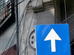 Trei noi sensuri unice de circulaţie în oraş. Vezi despre ce străzi este vorba