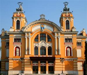 Vizite în culisele teatrului şi imagini de arhivă, la Zilele Porţilor deschise, marţi la Teatrul Naţional. Vezi programul