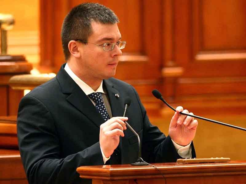 Criză în coaliţie sau probleme cu clanţa