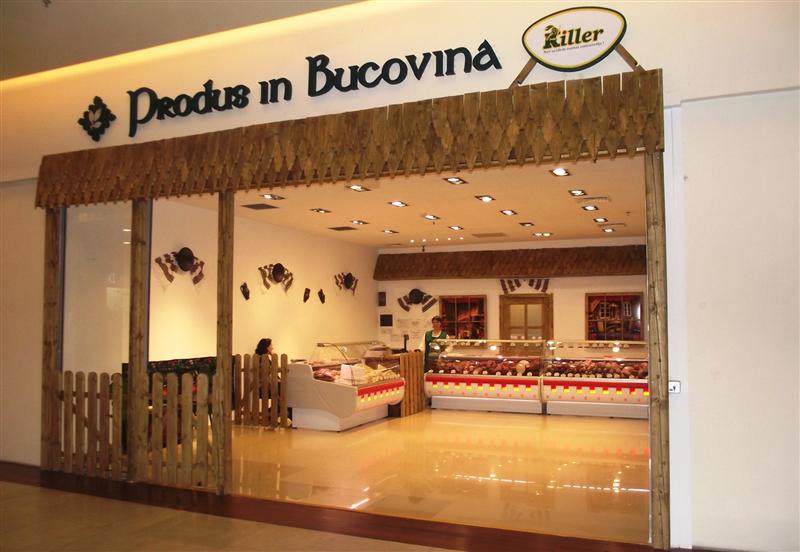 Gospodărie bucovineană cu carne şi lapte în mall-ul din Gheorgheni