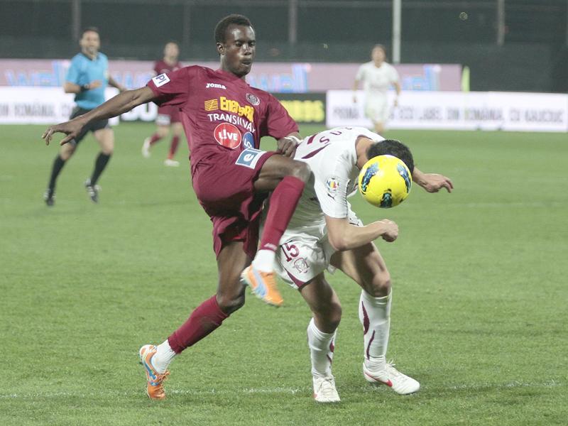 CFR mai pregăteşte un fotbalist pentru export: Sougou e dorit în Franţa