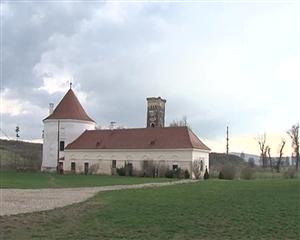 Doar 5 vizitatori în 3 ore la castelul din Bonţida VIDEO