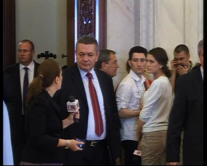 Miniştrii clujeni Andrei Marga şi Ioan Rus, validaţi de comisiile de specialitate ale forului legislativ VIDEO