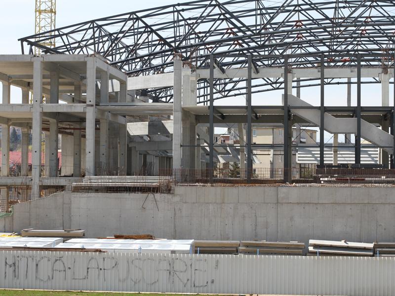 Primul termen în procesul sălii polivalente: când va fi gata construcţia