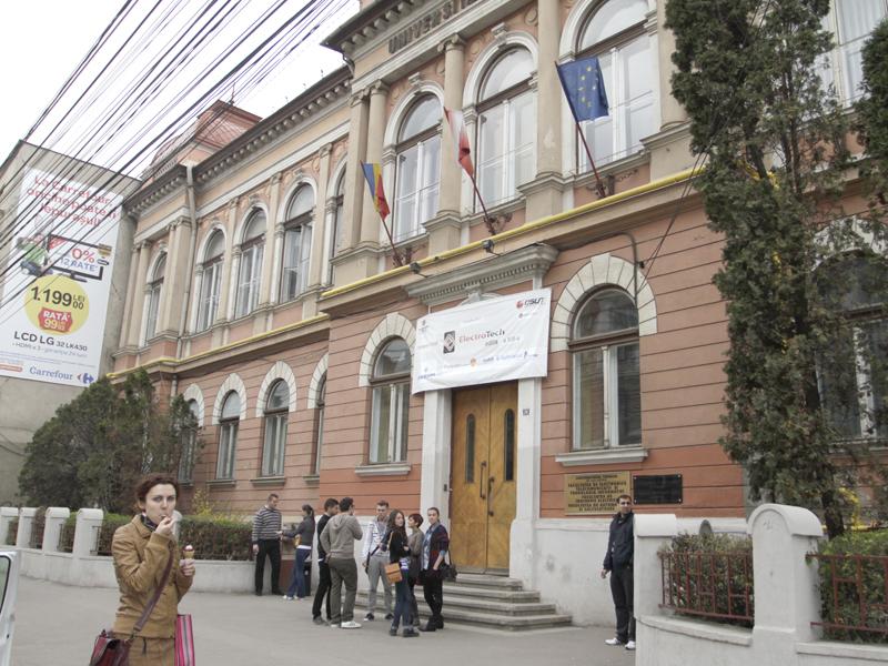 Cine sunt prorectorii Universităţii Tehnice