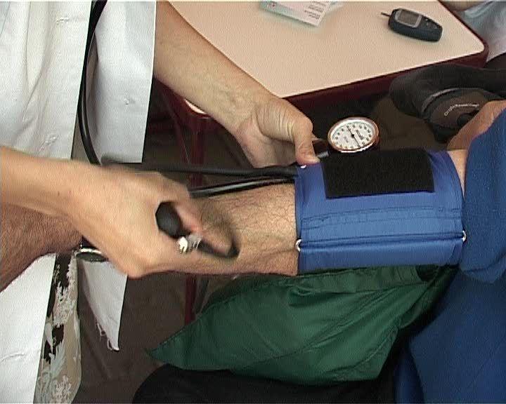 INCREDIBIL! Au oferit consultații medicale, dar sunt acuzați de mită electorală VIDEO