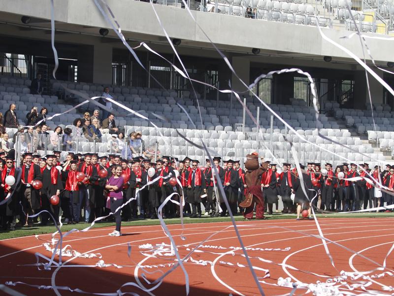 Absolvenţii UTCN au inaugurat studenţeşte Cluj Arena