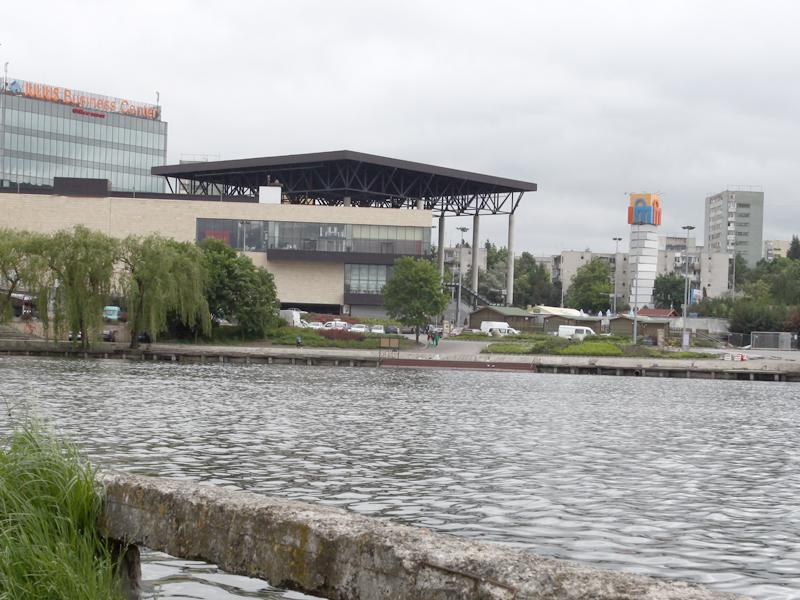 Iulius Mall se pregăteşte să-şi lanseze proiectul de extindere