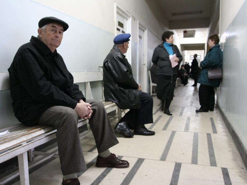 Adio prescrieri pe hârtie: din 1 iulie, doctorul face prescripţii online