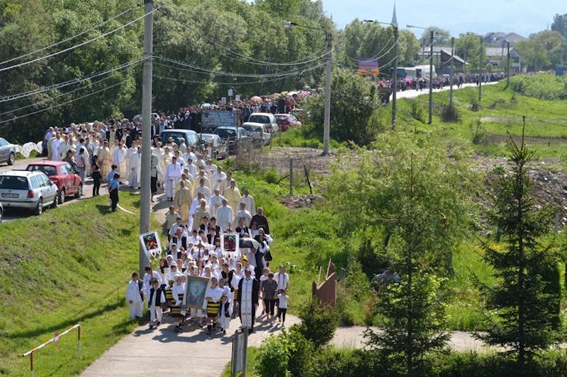 Episcopii catolici din România, îngrijoraţi de soarta proprietăţilor neretrocedate 