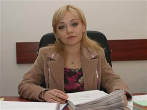 Numită consul în Barcelona în Guvernul Boc, fostul subprefect de Cluj Cynthia Curt a fost rechemată acasă de Guvernul Ponta