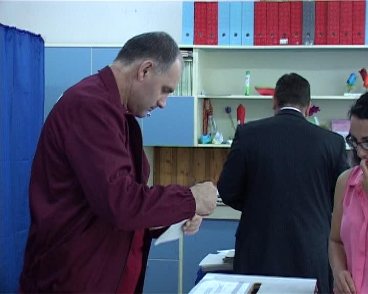 Primii votanţi din Cluj VIDEO