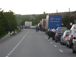 Accident de circulaţie la Livada FOTO