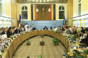 PDL a pornit bătălia majorităţii în noul consiliu local. USL nu se lasă