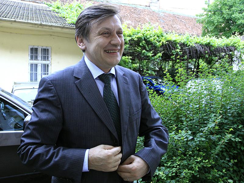 Crin Antonescu, în sprint spre Cotroceni