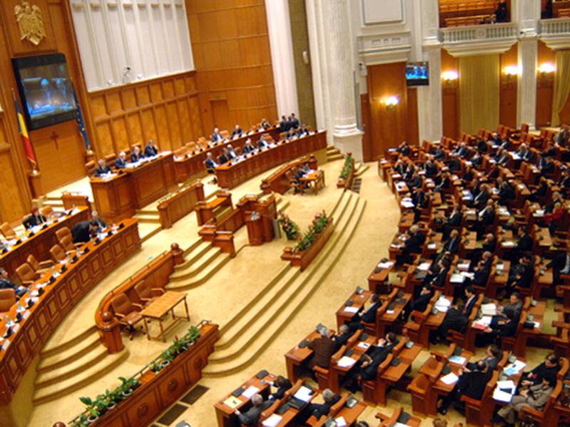 Preşedinte demis cu majoritatea voturilor participanţilor
