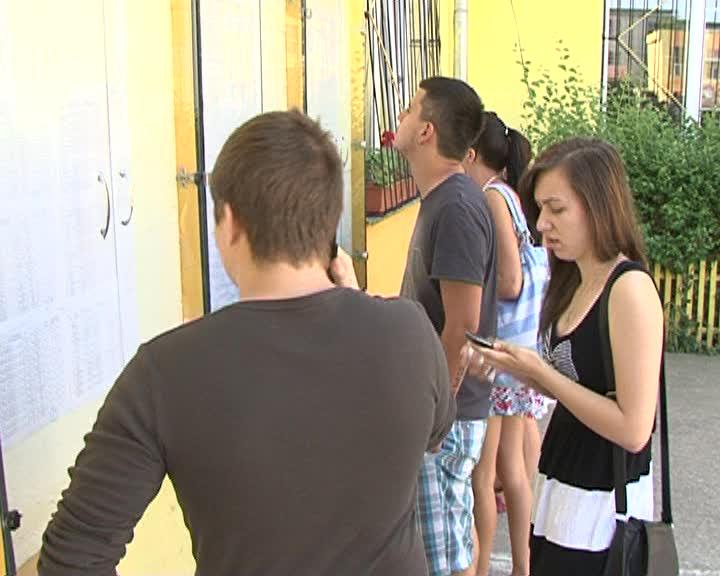 Aproape jumătate dintre elevii clujeni au picat bacalaureatul VIDEO