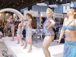 Show clujean la Mode City Paris