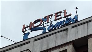 Un bărbat, găsit mort în camera unui hotel FOTO/VIDEO