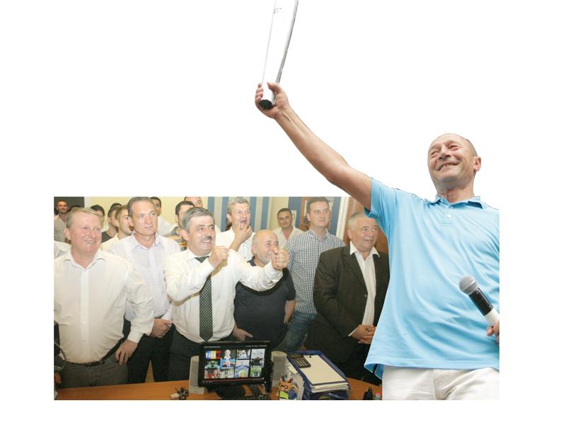 Referendumul se joacă cu ardelenii şi maghiarii pe post de arbitri