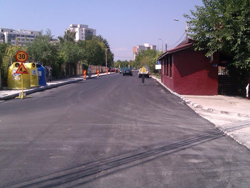 Primăria a plătit cu 30 milioane de lei constructorii străzilor “aproape asfaltate”