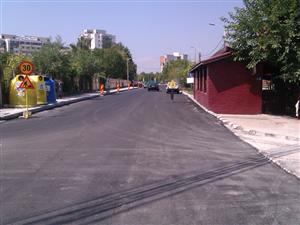 Primăria a plătit cu 30 milioane de lei constructorii străzilor “aproape asfaltate”