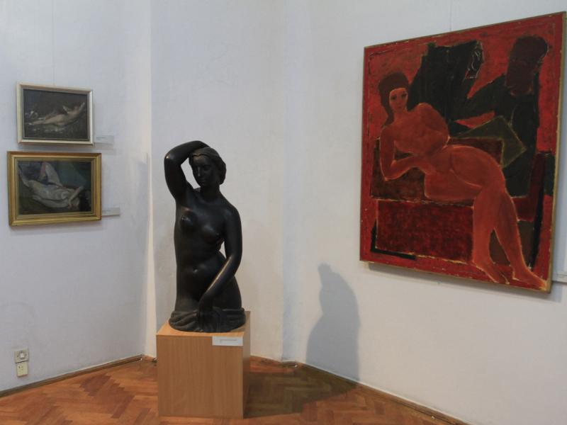 Multe nuduri într-o expoziţie de la Muzeul de Artă. “Înfăţişăm idei, nu trezim dorinţe” GALERIE FOTO
