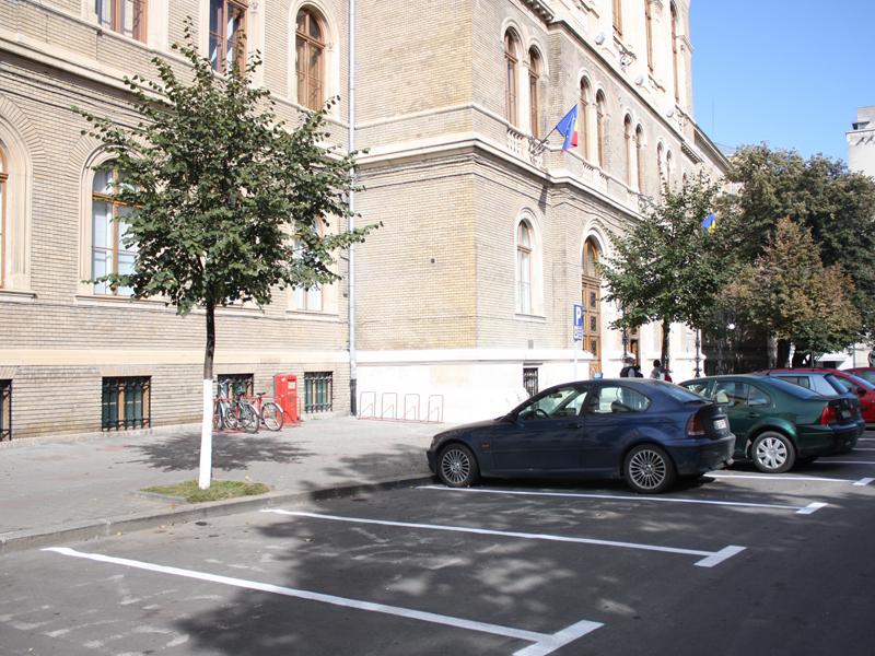 UBB îşi face centru de relaţii cu absolvenţii.