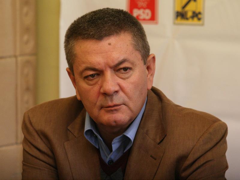 USL reacţionează: “Rus trebuia avertizat că îi este ascultat telefonul”